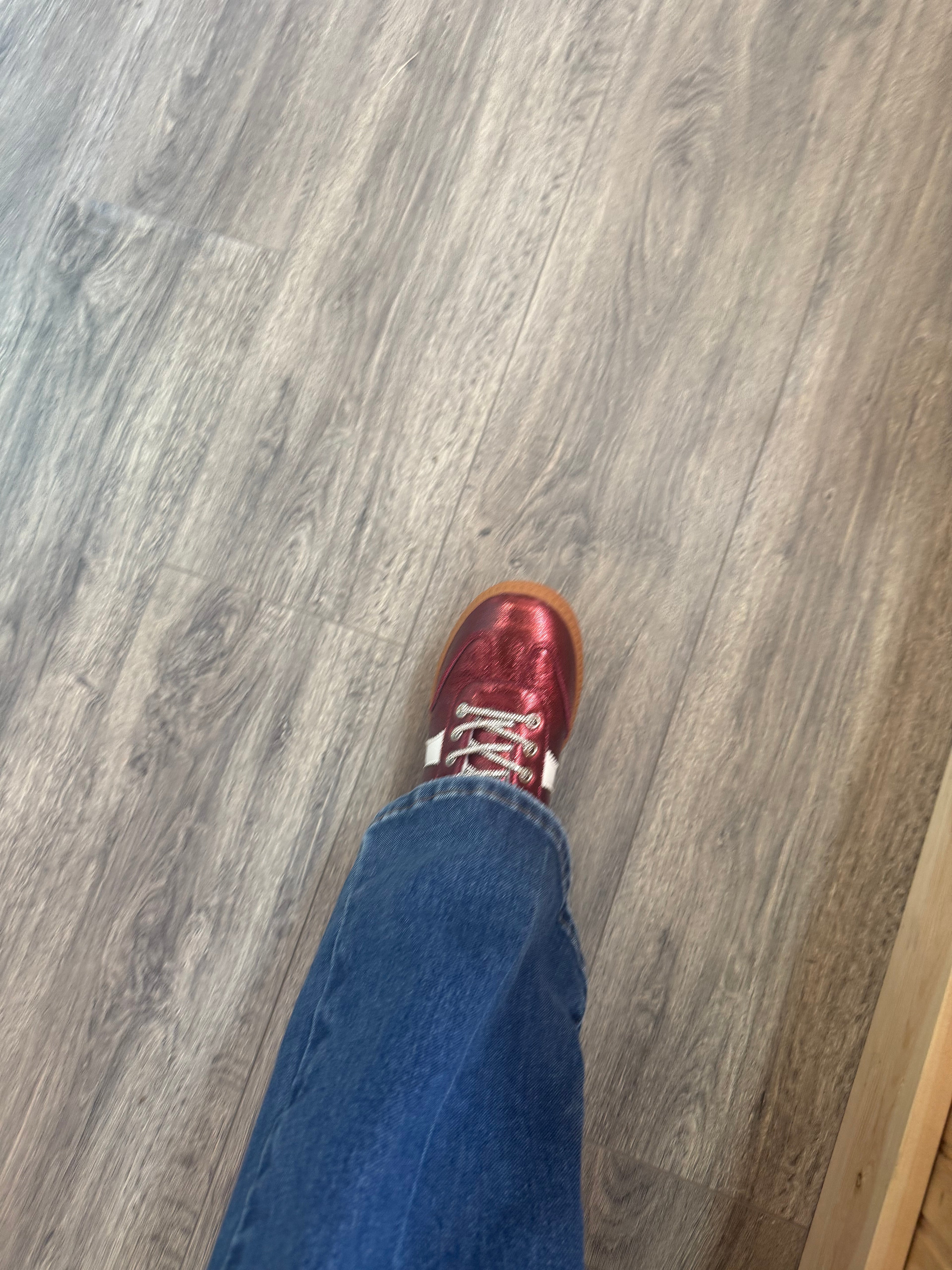 Heads Up - Burgundy Metallic