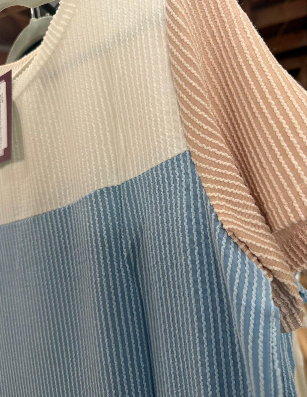 Vibrant Ribbed Colorblock Relaxed Fit Tee – Blue Mix