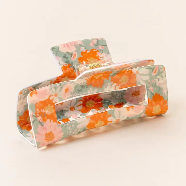Bouquet Beauty Sage Floral Claw Clip: Secure Hold Hair Accessory